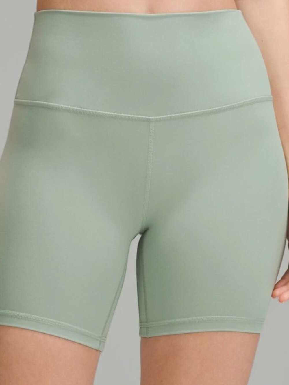 Lululemon Align High-Rise Short 4" in Green Sage Size  2